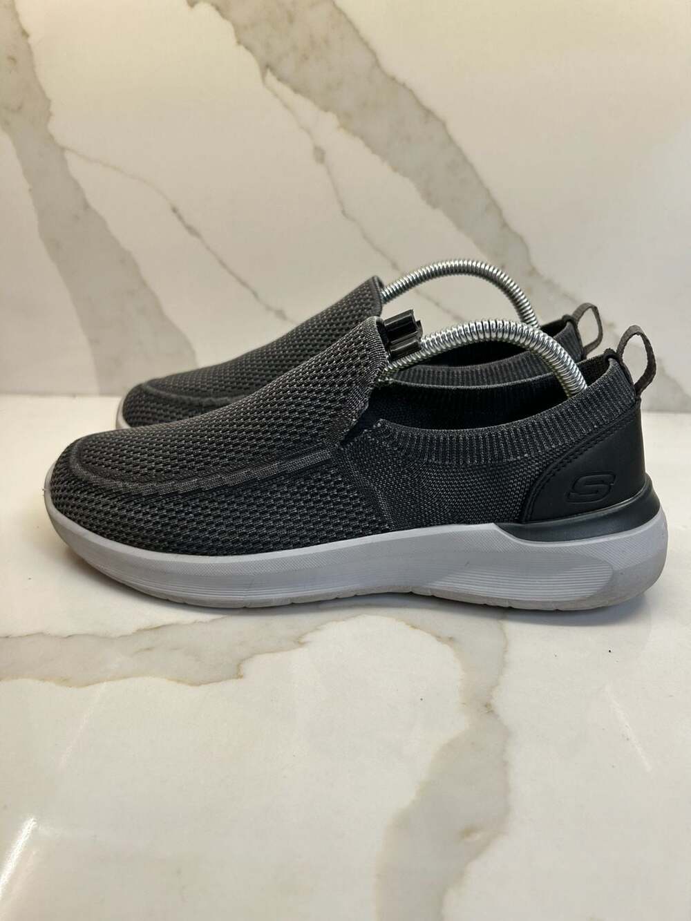 Skechers Lattimore Warner Low Profile Slip On Gray Knit Shoes (Size: 8)